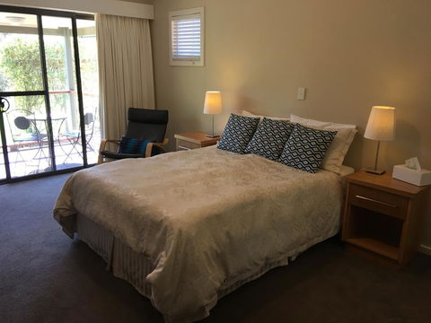 Rickaty On Blackwood - Accommodation Port Macquarie 1