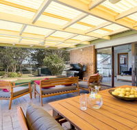 Rita Mae's on the river - relax and recharge - Accommodation Port Macquarie
