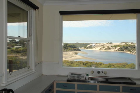 River Panorama Beach House - Accommodation Port Macquarie 2