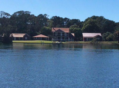 Riverfront Cottage In Booderee National Park At Christians Minde - Accommodation Port Macquarie 3