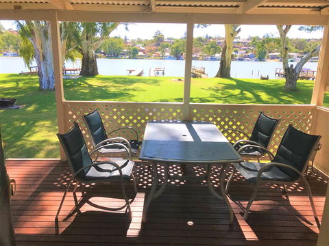 Riverfront Getaway - Mannum - Accommodation Port Macquarie 1
