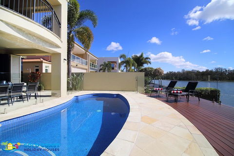 Riverside Escape - Accommodation Port Macquarie 0