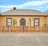 Robinson Cottage - Accommodation Port Macquarie
