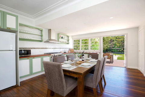 Rodova Cottage - Accommodation Port Macquarie 2