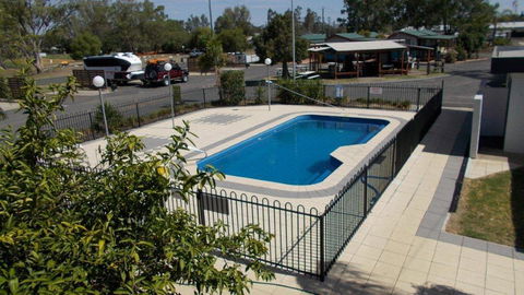 Roma Big Rig Tourist Park - Accommodation Port Macquarie 2