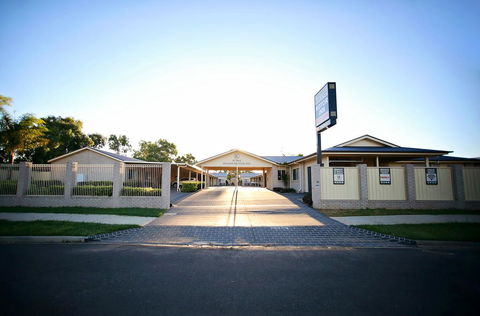 Roma Inland Motor Inn - Accommodation Port Macquarie 0