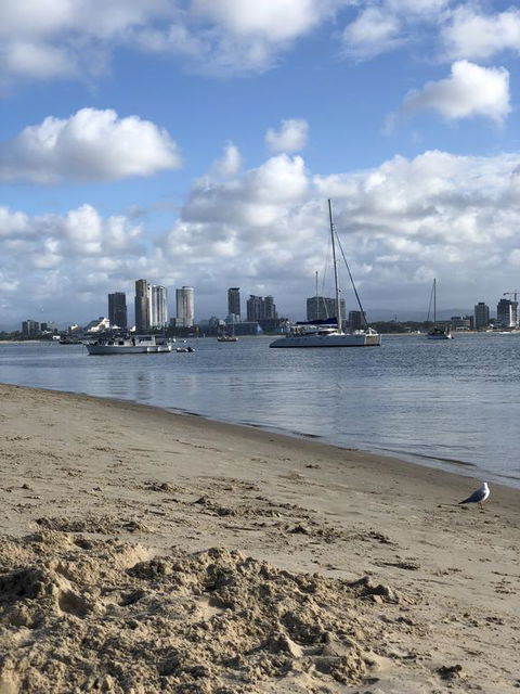 Room In Gold Coast - Accommodation Port Macquarie 3
