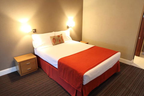 Rose & Crown Hotel - Accommodation Port Macquarie 2