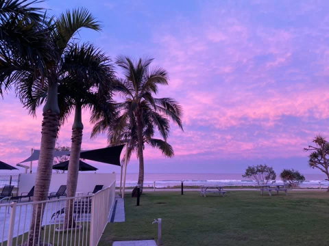 San Simeon Beachfront Apartments Tugun - Accommodation Port Macquarie 2