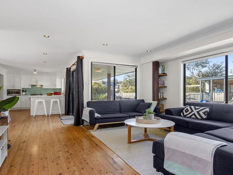 Sand Dunes - House And Cabin Accommodation - Accommodation Port Macquarie 0