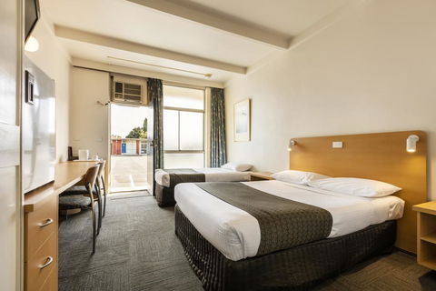 Sandbelt Club Hotel - Accommodation Port Macquarie 2