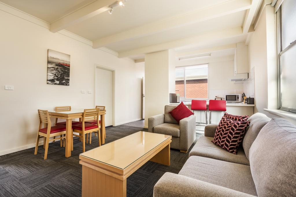 Oakleigh South VIC Accommodation Port Macquarie