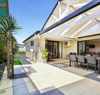Sandy Bottom - Pet Friendly - 3 Min Walk to Beach - Accommodation Port Macquarie