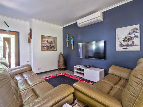 Sandy Feet Retreat Hervey Bay - Accommodation Port Macquarie 3