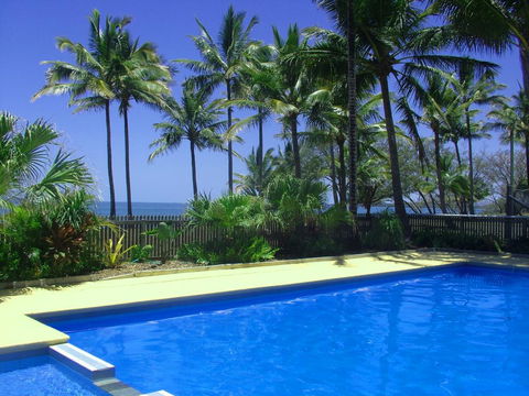 Sarina Beach Motel - Accommodation Port Macquarie 0