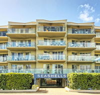 Sea Breeze Luxury Holiday Apartment - Accommodation Port Macquarie