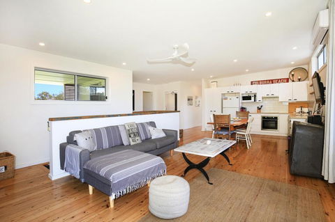 Sea Mist - Pet Friendly - Direct Access To Beach - Accommodation Port Macquarie 1