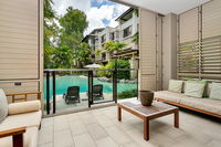 Sea Temple Swim Out Apartment