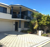 Seahaven by Rockingham Apartments - Accommodation Port Macquarie