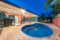Book Hideaway Bay Accommodation Vacations Accommodation Port Macquarie Accommodation Port Macquarie