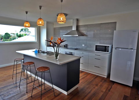 Seaview House Ulverstone - Accommodation Port Macquarie 0