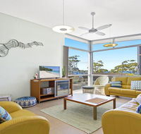 Serene - spacious air conditioned accommodation - Accommodation Port Macquarie