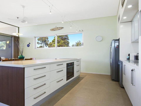 Serene - Spacious Air Conditioned Accommodation - Accommodation Port Macquarie 2