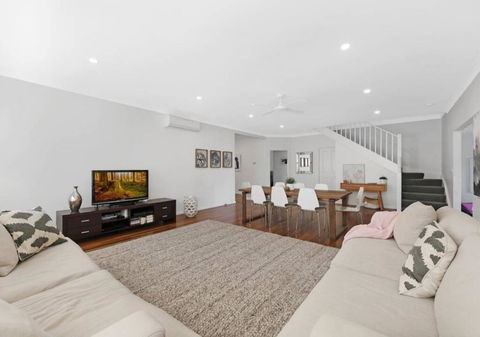 Shelly Beach Family Hideaway - Pool, Beach, Golf - Accommodation Port Macquarie 0