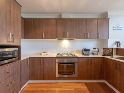Shore To Please - Comfort, Cafes And Beaches - Accommodation Port Macquarie 3