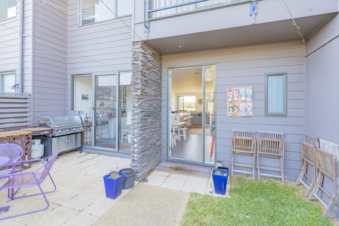 Shore To Relax - Family Or Corporate Bookings Only - Accommodation Port Macquarie 2