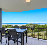 Shoreline Six With Ocean Views To See The Whales - Accommodation Port Macquarie