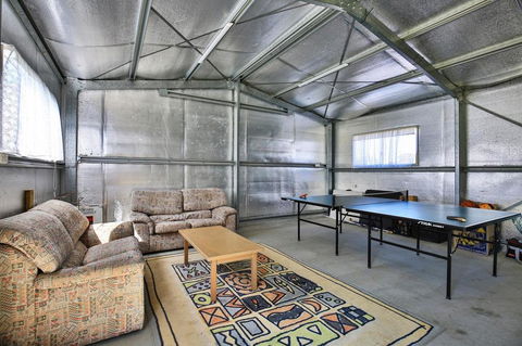 Shores - Pet-Friendly - 1 Min Walk To Beach - Accommodation Port Macquarie 2