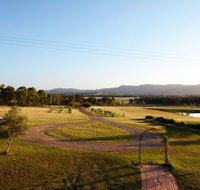 Silver Springs 4br Cottage with Wifi Views Olives and Space . Fireplace Views Olives and Space - Accommodation Port Macquarie