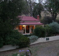 Sinnamons Cottage - Accommodation Port Macquarie