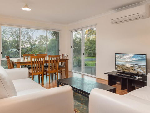 Sky Mirror Cottage - Accommodation Port Macquarie 1