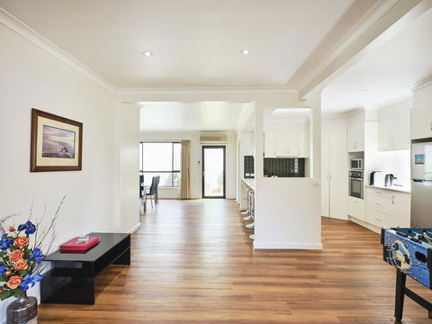 Skymirror Villa - Accommodation Port Macquarie 0