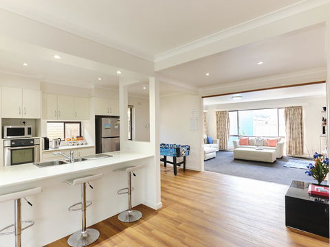 Skymirror Villa - Accommodation Port Macquarie 3