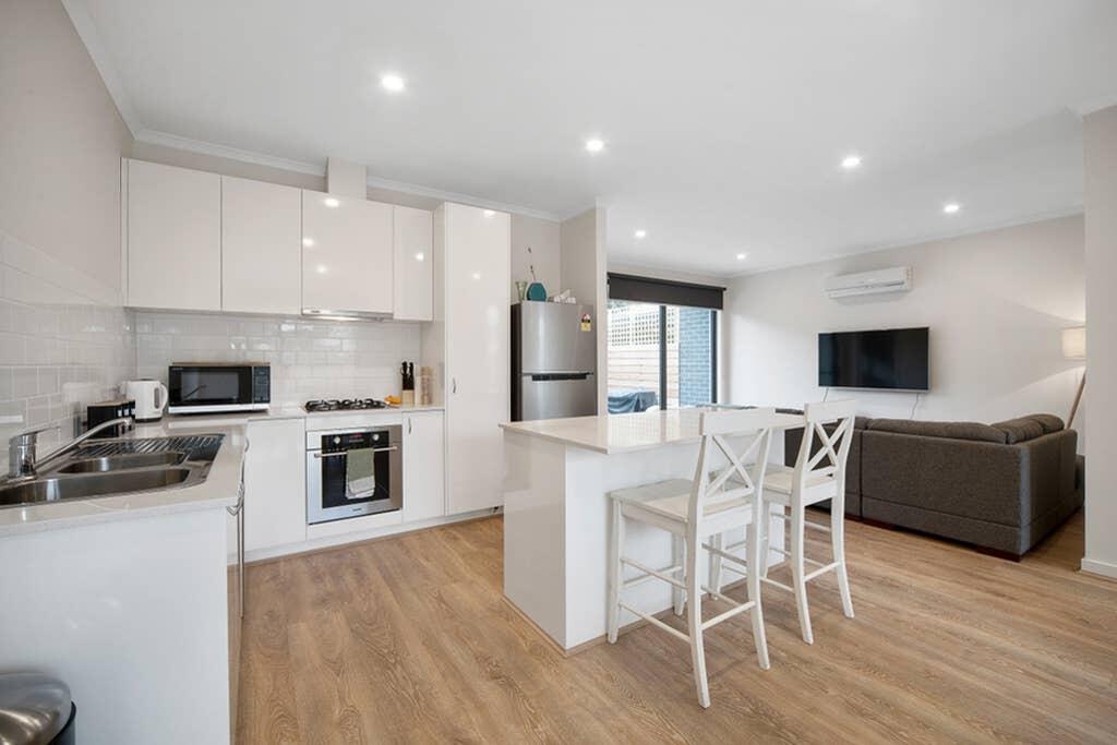 Plenty VIC Accommodation Port Macquarie