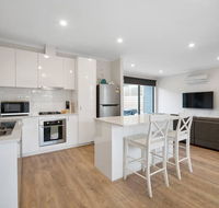 Sleek Modern Capel Sound - Accommodation Port Macquarie