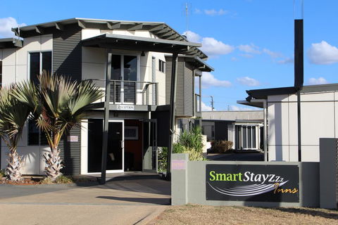 Smart Stayzzz Inns - Accommodation Port Macquarie 0