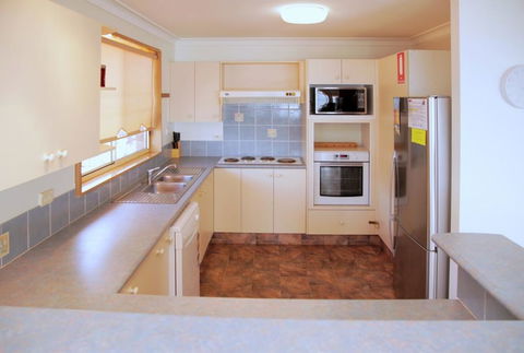 Soldiers Point Road, 50 - Accommodation Port Macquarie 1