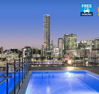South Bank Riverfront Spice Apartment