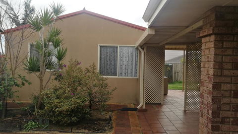 South Lake One Bedroom Villa - Accommodation Port Macquarie 2