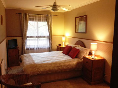 Southern Vales Bed & Breakfast - Accommodation Port Macquarie 0