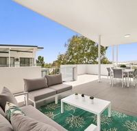 Spacious apartment with generous entertaining - Accommodation Port Macquarie