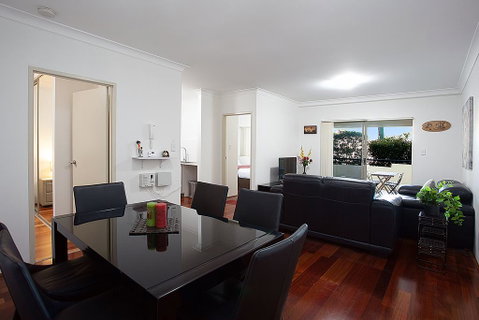 Spacious Family Apartment Close To Olympic Park - Accommodation Port Macquarie 0