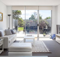 Spacious Modern Apartment In Sydney's North Shore - Accommodation Port Macquarie