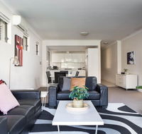 Spacious Two-Bedroom Apartment near Hospital - Accommodation Port Macquarie
