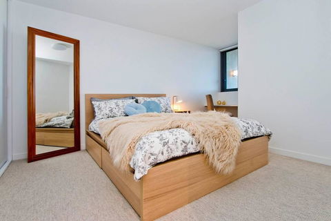 Spectacular Private Balcony Views With Pool - Accommodation Port Macquarie 2