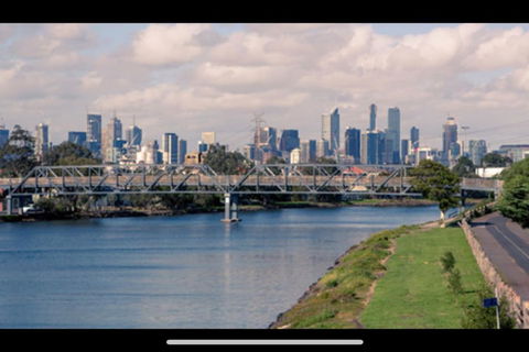 Spectacular River Views In Fabulous Footscray. - Accommodation Port Macquarie 0